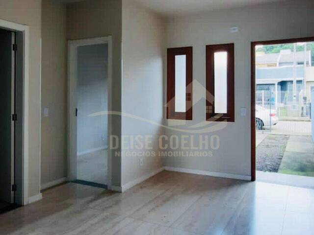 Casa para Venda em Sapucaia do Sul - 2