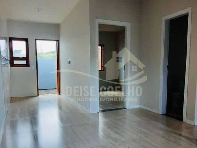 Casa para Venda em Sapucaia do Sul - 3