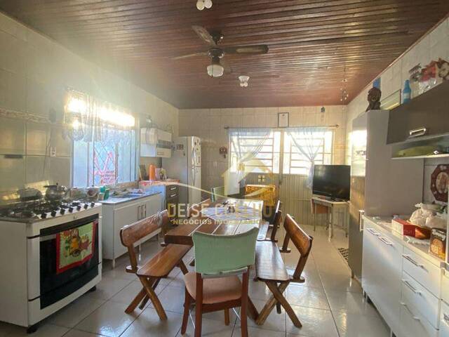 Casa para Venda em Esteio - 3