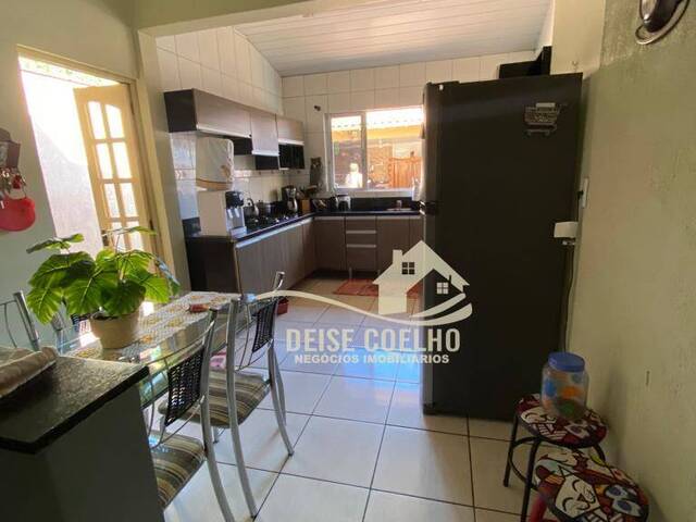 Casa para Venda em Sapucaia do Sul - 2