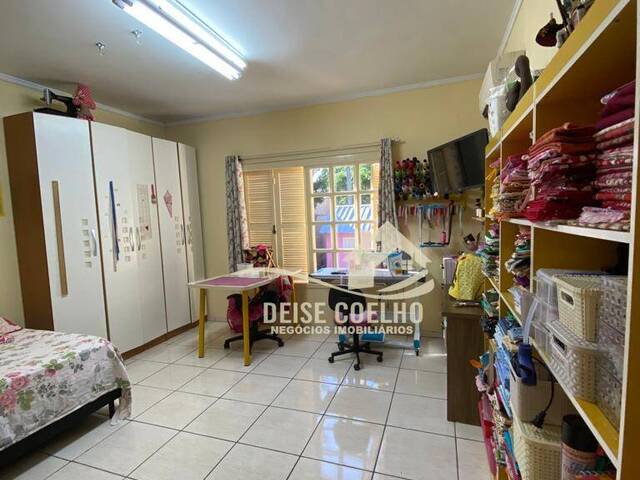 Casa para Venda em Sapucaia do Sul - 3