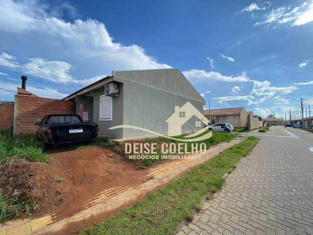 #649 - Casa para Venda em Cachoeirinha - RS - 2