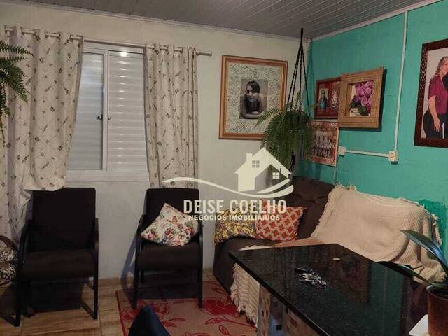 Casa para Venda em Sapucaia do Sul - 2