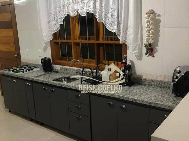 Casa para Venda em Porto Alegre - 5