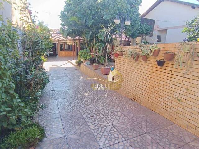 Casa para Venda em Sapucaia do Sul - 2