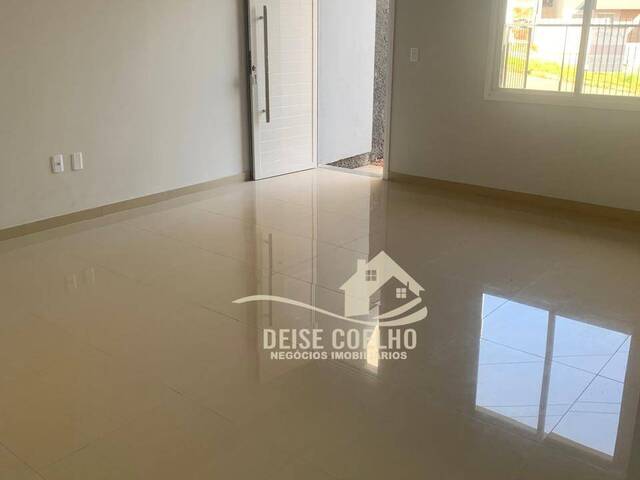 Casa para Venda em Sapucaia do Sul - 2