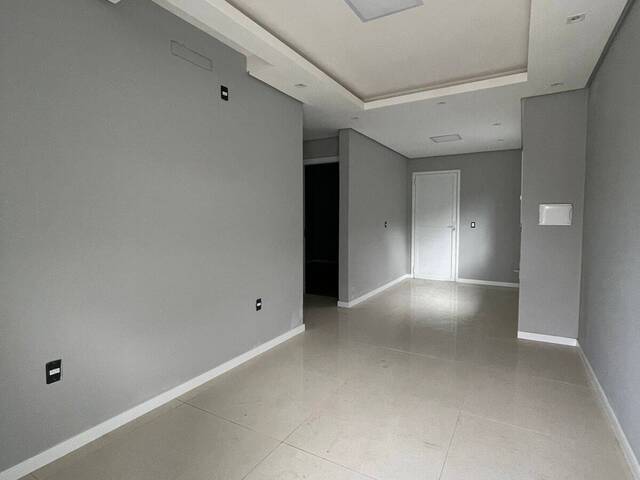 Casa para Venda em Sapucaia do Sul - 3