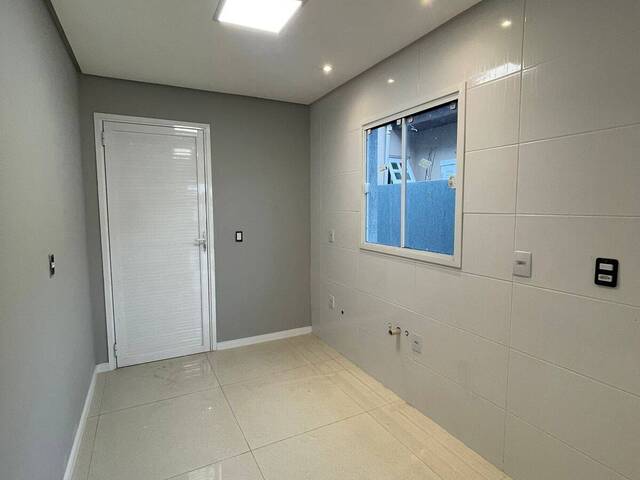 Casa para Venda em Sapucaia do Sul - 5