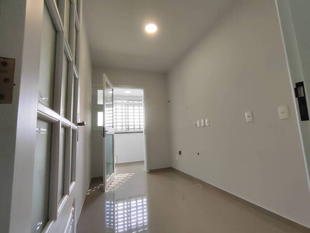 #1532 - Apartamento para Venda em Porto Alegre - RS