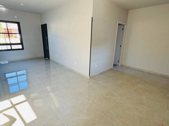 #1576 - Casa para Venda em Sapucaia do Sul - RS