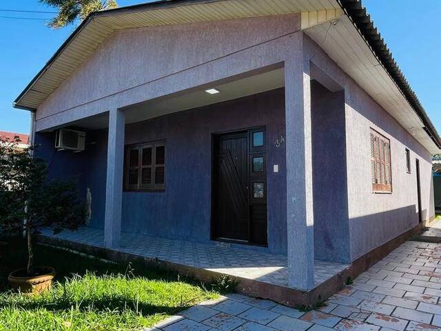Casa para Venda em Esteio - 2