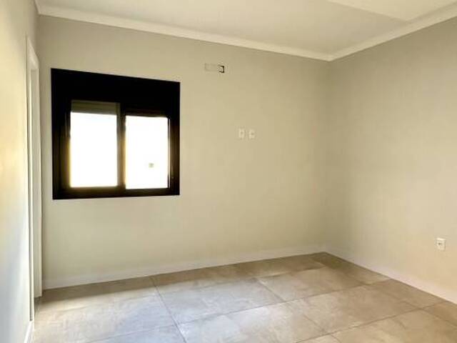 Casa para Venda em Sapucaia do Sul - 4