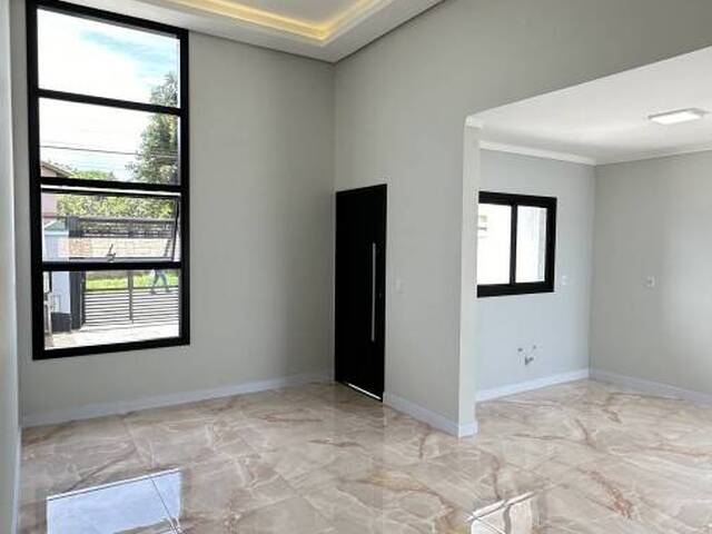 Casa para Venda em Sapucaia do Sul - 3